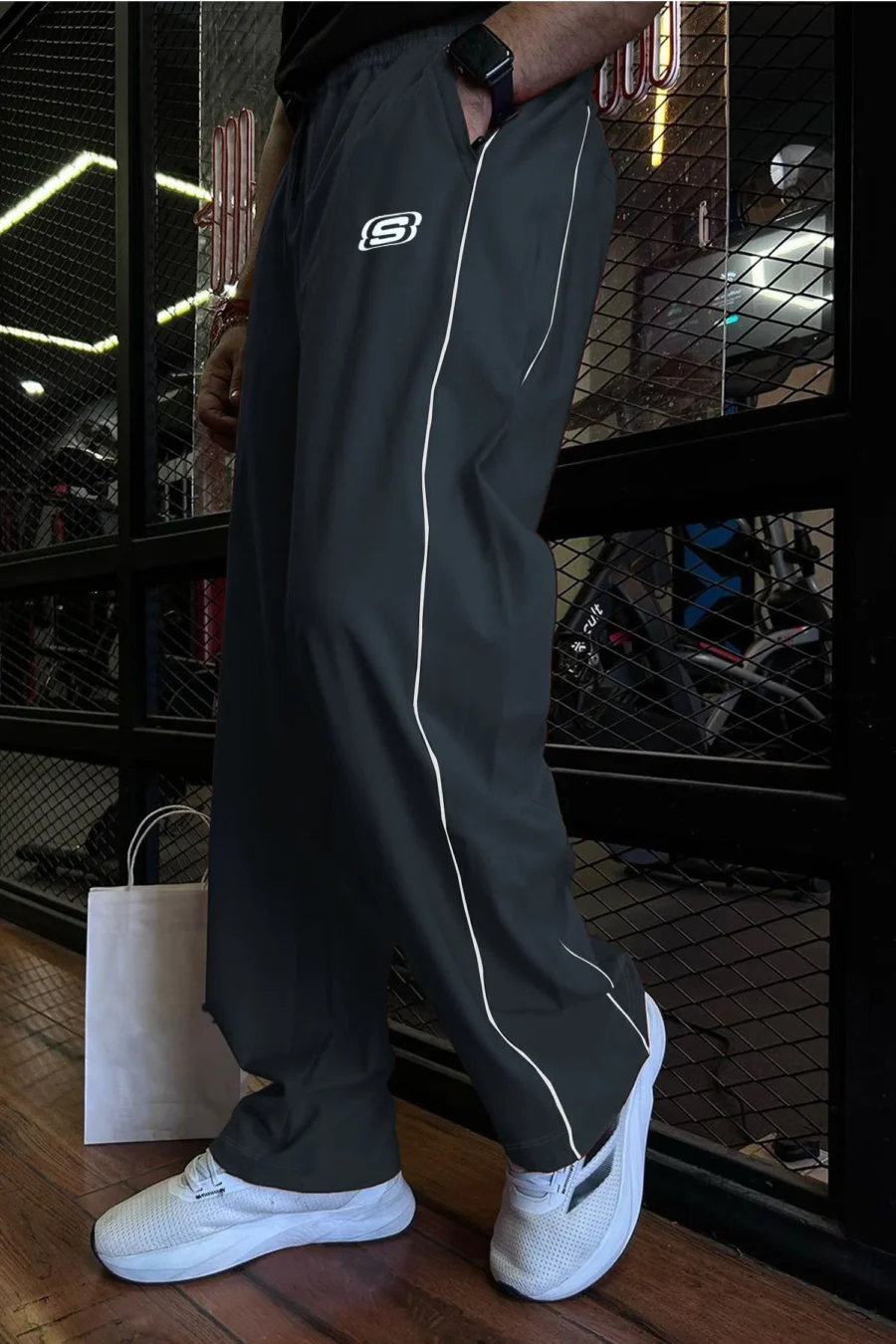 Loose Bottom Zip Style Imported Sportswear Trouser - Gray