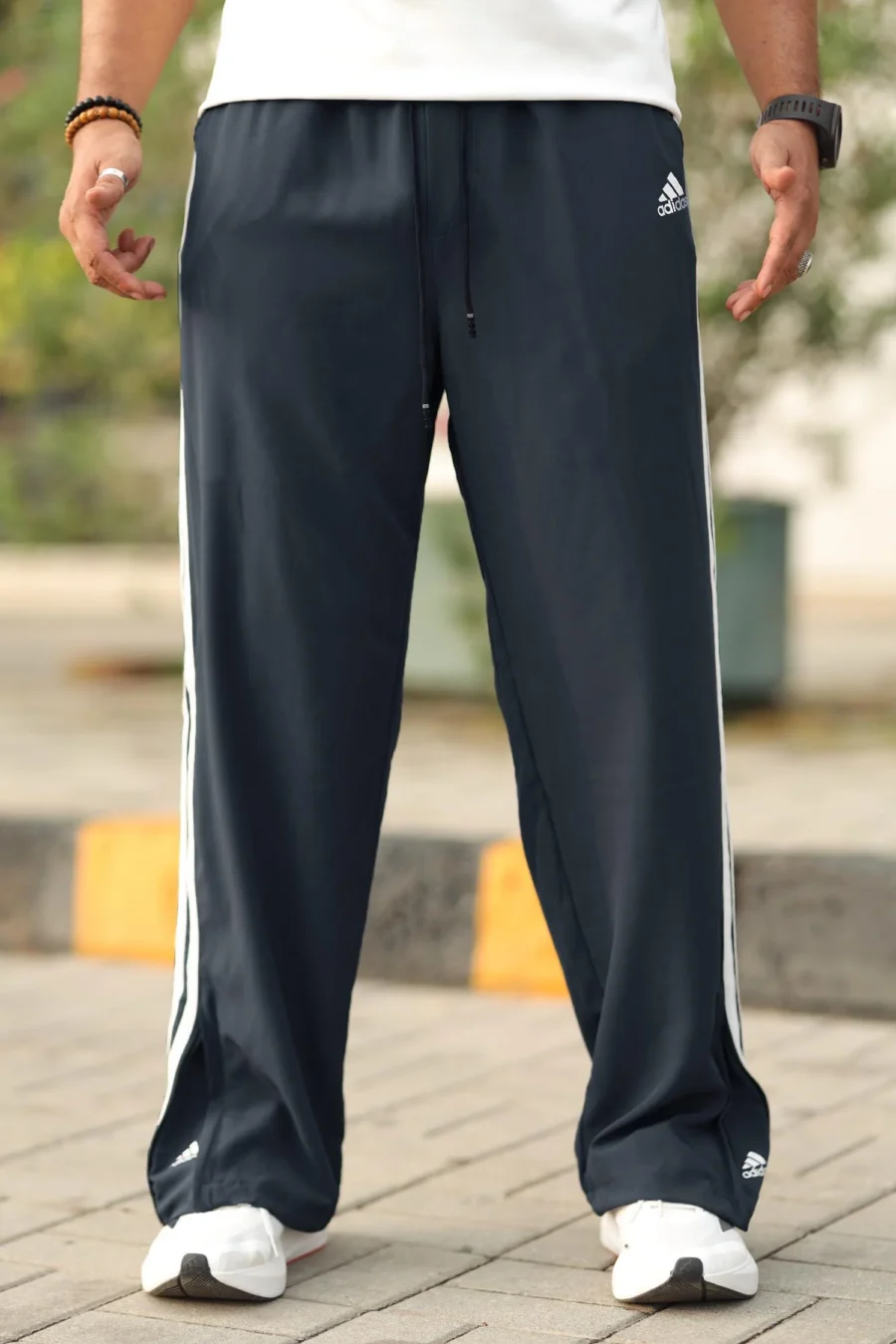 Loose Bottom Zip Style Imported Sportswear Trouser