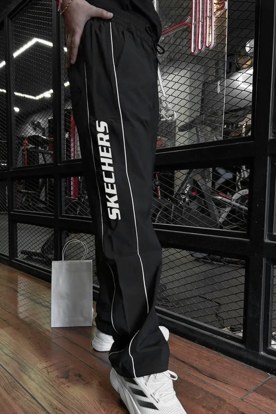 Loose Bottom Zip Style Imported Sportswear Trouser - Black
